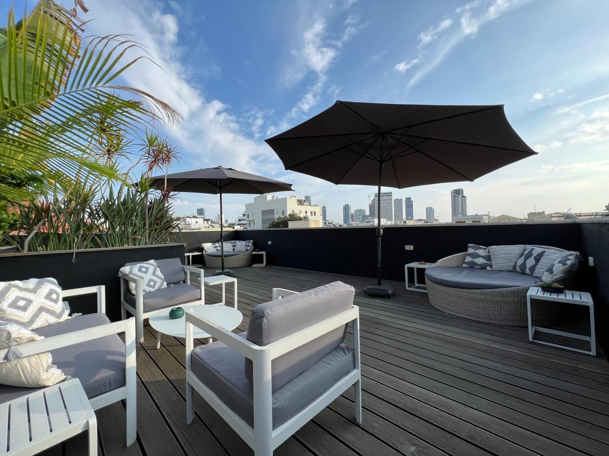 Beer Garden Hotel Тель-Авів Екстер'єр фото
