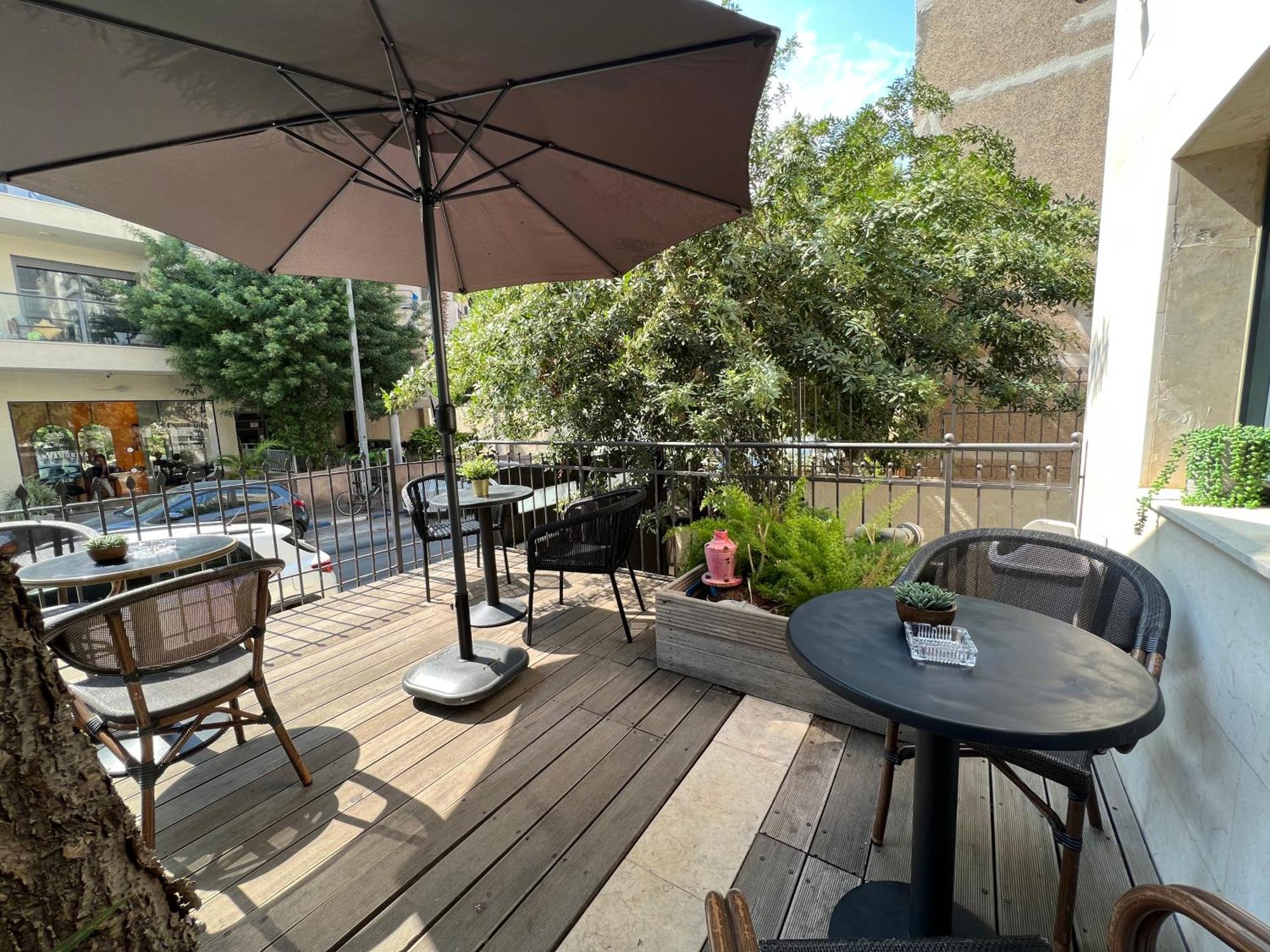 Beer Garden Hotel Тель-Авів Екстер'єр фото